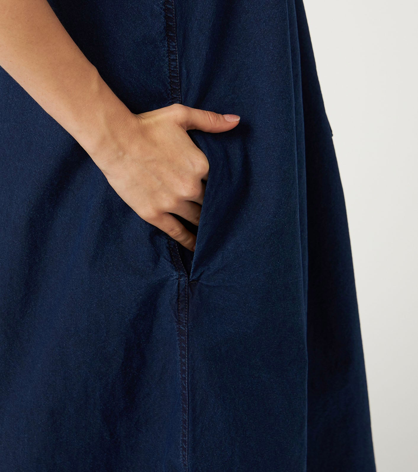 Cotton Nylon Weather Field Jumper Dress (THE NORTH FACE Purple Label)