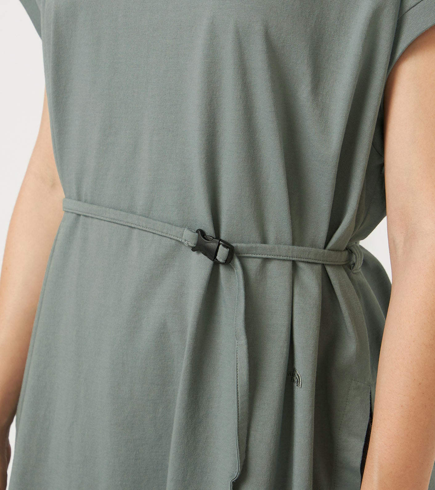 Garment Dyed Field Belted Dress (THE NORTH FACE Purple Label)